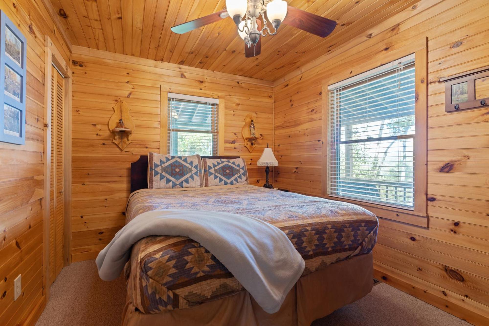 Mountain Rivers Lodge Blue Ridge Exterior photo
